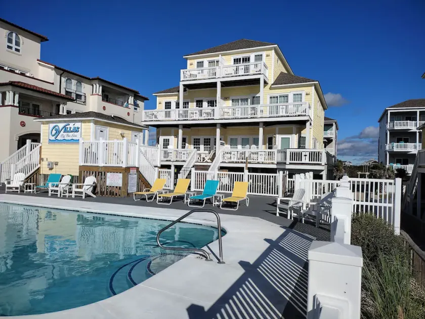 Dreamer's View - Oceanfront, 5 BD, 4 BA, Private Hot Tub, Community Pool - Image 1
