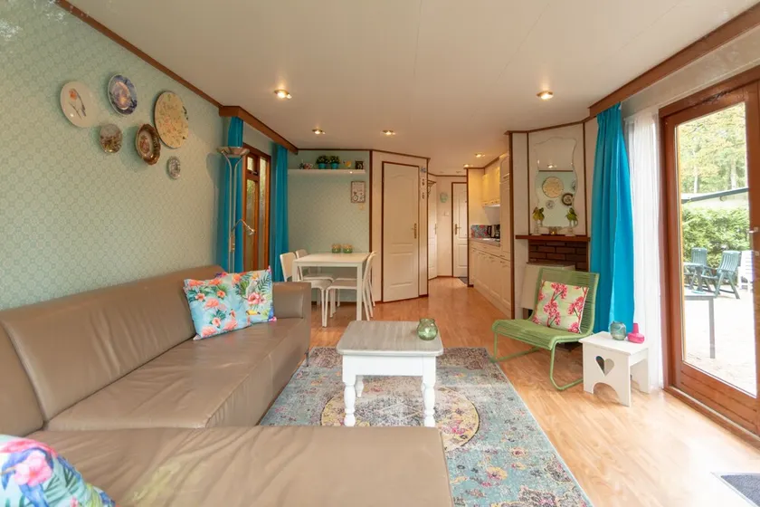 Charming 41 cottage + garden in a beautiful, child-friendly nature park - Image 1