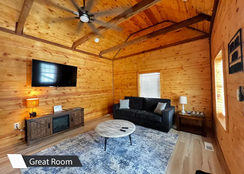 Full remodel  No trailering to the Windrock, Norris Lake and Trails close by. - Image 1