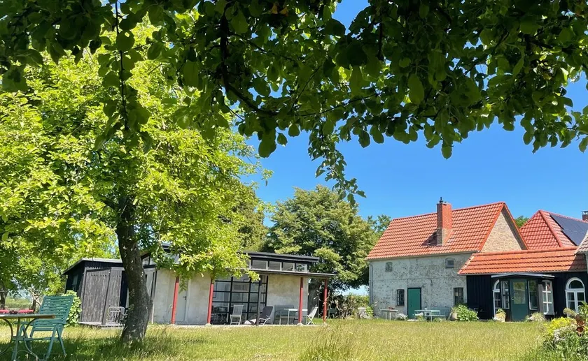 Casa de férias 'Atelierhaus Auf Hofjumne' com terraço privado, jardim privado e acesso Wi-Fi - Image 1