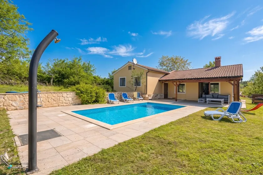 Villa Simac With Pool and Whirlpool - Happy Rentals - Image 1