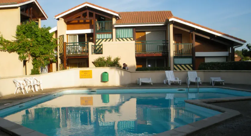 BEL APPT quiet, centrally located, 200m beach, surf spot The Cers - WIFI - - Image 1