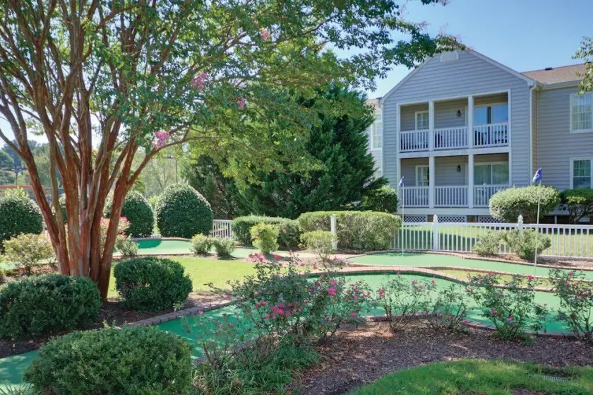 Wyndham Kingsgate | Four 2BR Suites Sleeps 24! - Image 1