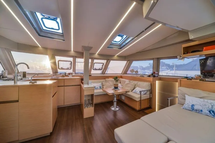 Nautitech 46 Catamaran in Mykonos by Fantasia Villas - Image 1