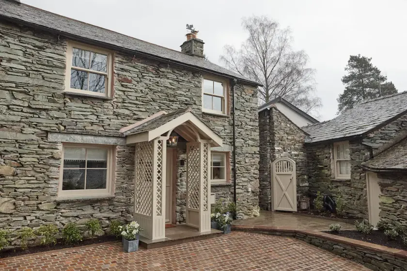 Beautiful Lake District cottage with garden & hot tub - Image 1