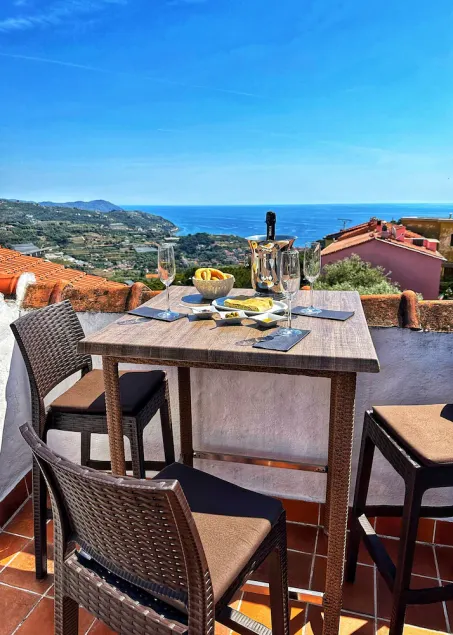 Quiet vacation home, sea view, 3km to the beach (008024-LT-0073).ferieninligurien. - Image 1