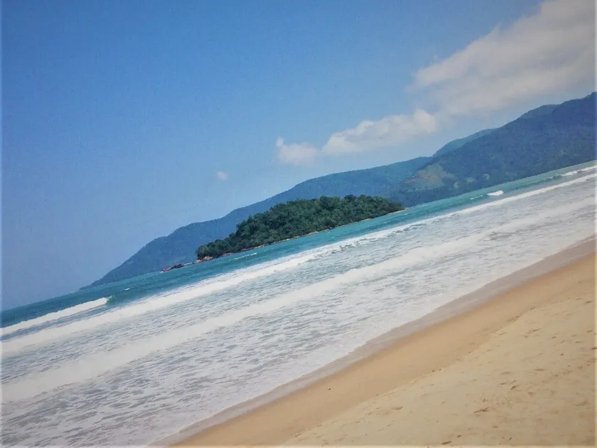 Beach house, right on the sand. - Image 1