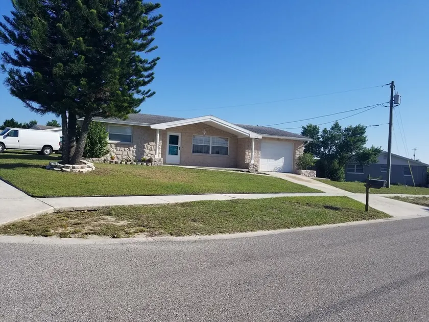 Holiday 4 bedroom house close to Tarpon Springs - Image 1