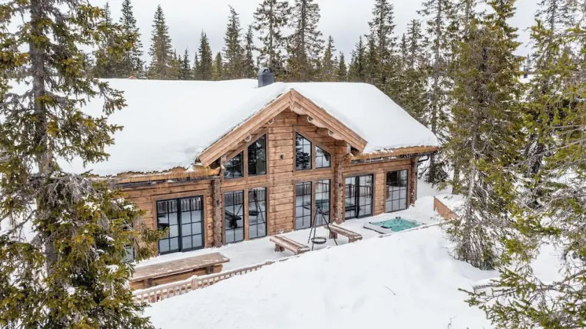 Luxury Ski-In Chalet in the Heart of Sälen - Image 1