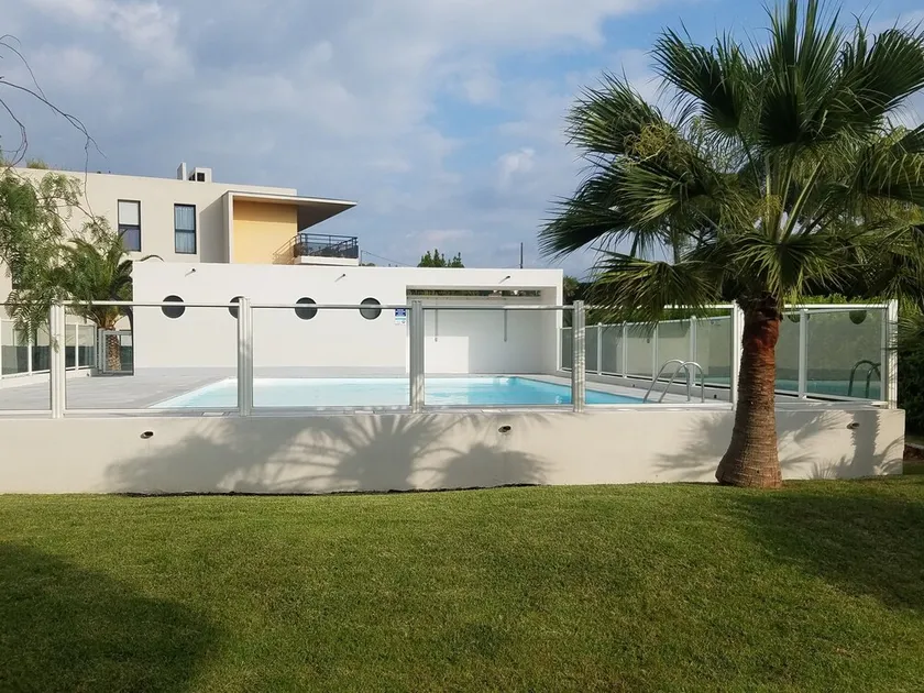 F1 36m2 with terrace and private parking. - Image 1