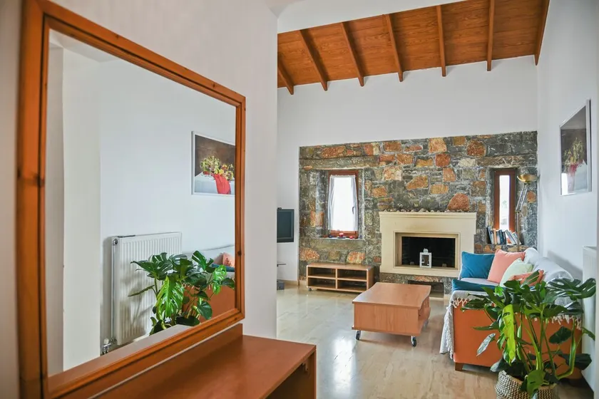 Liakoto Stonewall House First Floor - Image 1