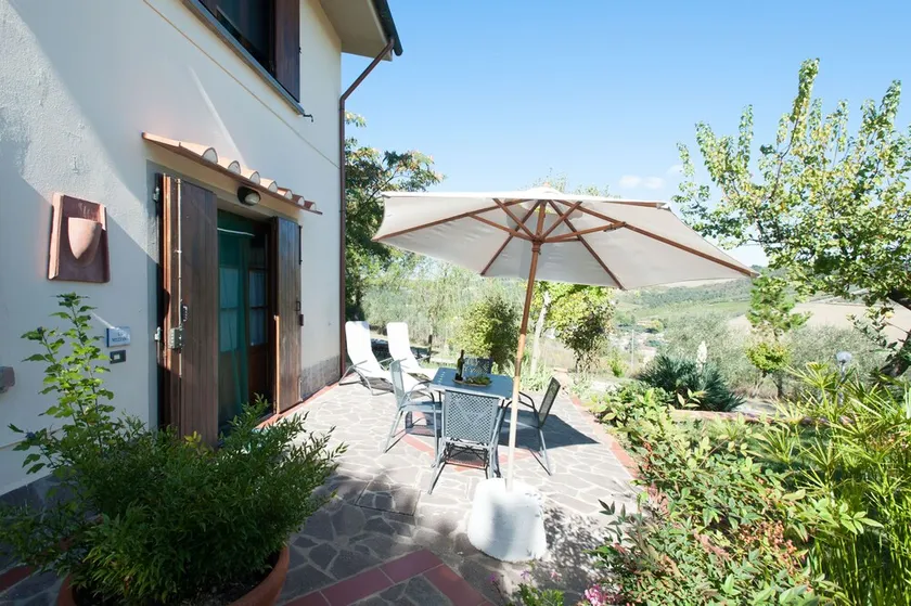 \"LA MEZZANA\" Wohnung mit Terrasse und einen atemberaubenden Blick - Image 1