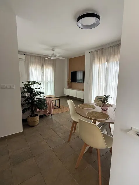 Ferie apt tilbud - Image 1