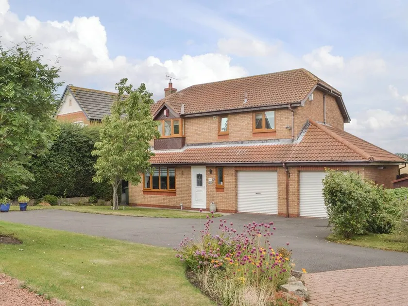 4 bedroom accommodation in Amble, near Warkworth - Image 1