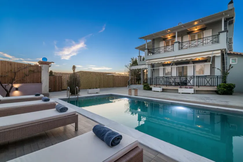 Irene Luxury Villa - Image 1