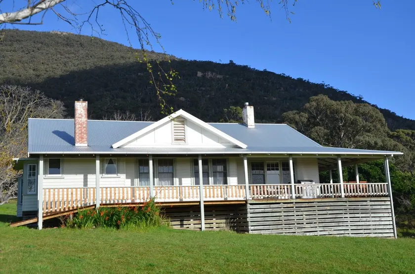 Adair - Beautiful Historic Homestead - Image 1