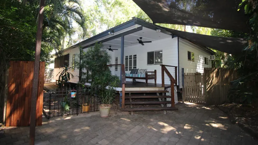Tamarinds Beach House - Image 1