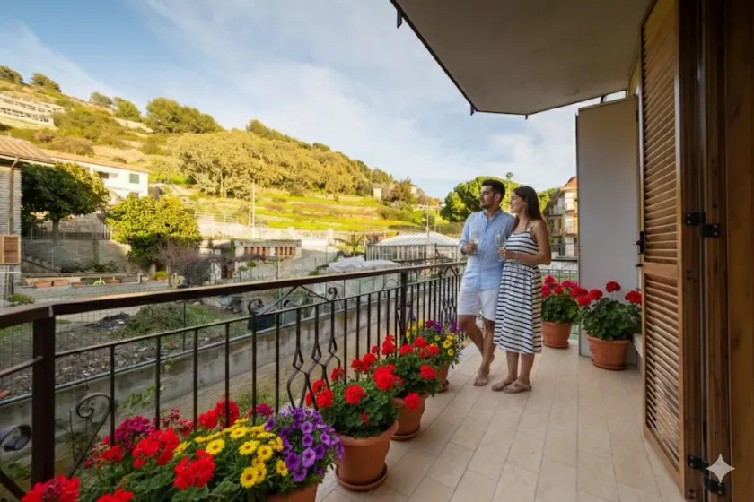 Paorelli Sun Beach - Image 1