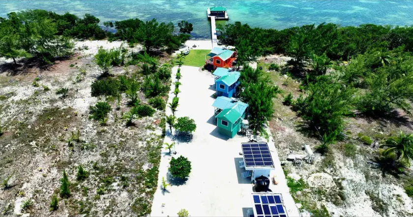Therapy Cabin 3 - Island Cabin - AC, Boat Transfer, Starlink - Image 1