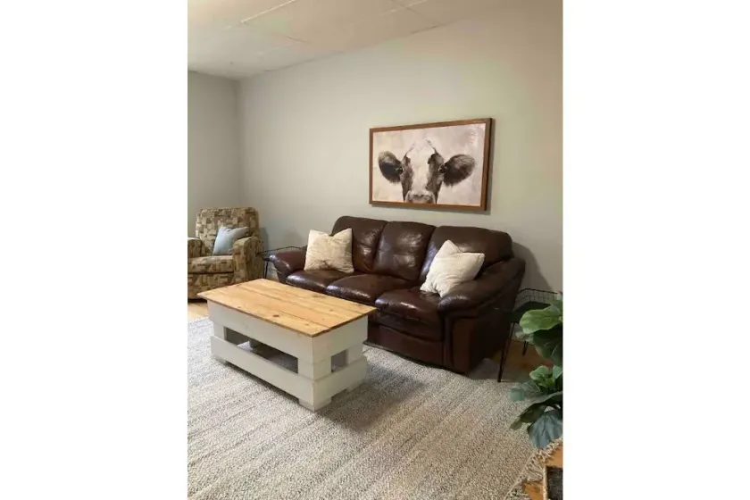 Uptown Living #2 - Image 1