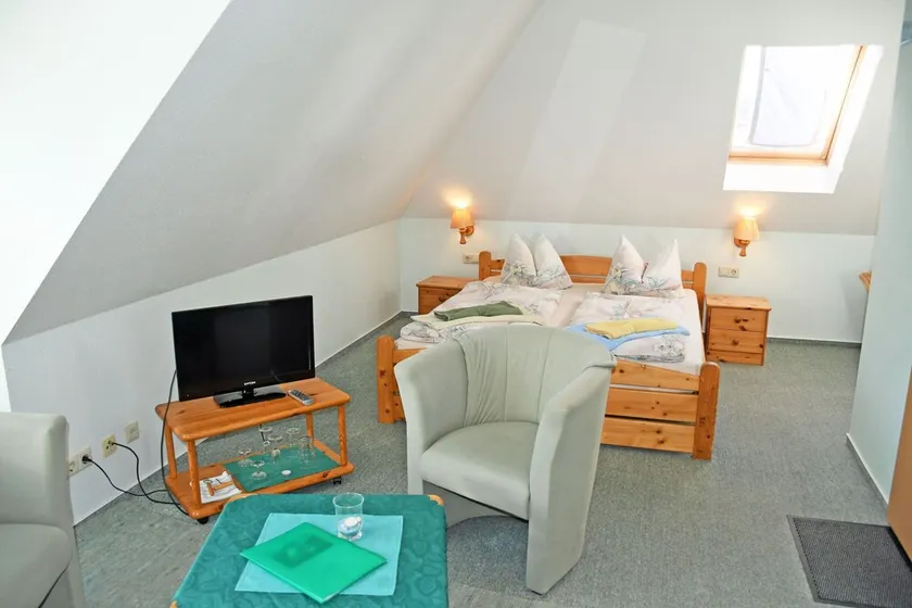 11 Doppelzimmer im OG - DEB 006 Pension Seeperle - Image 1