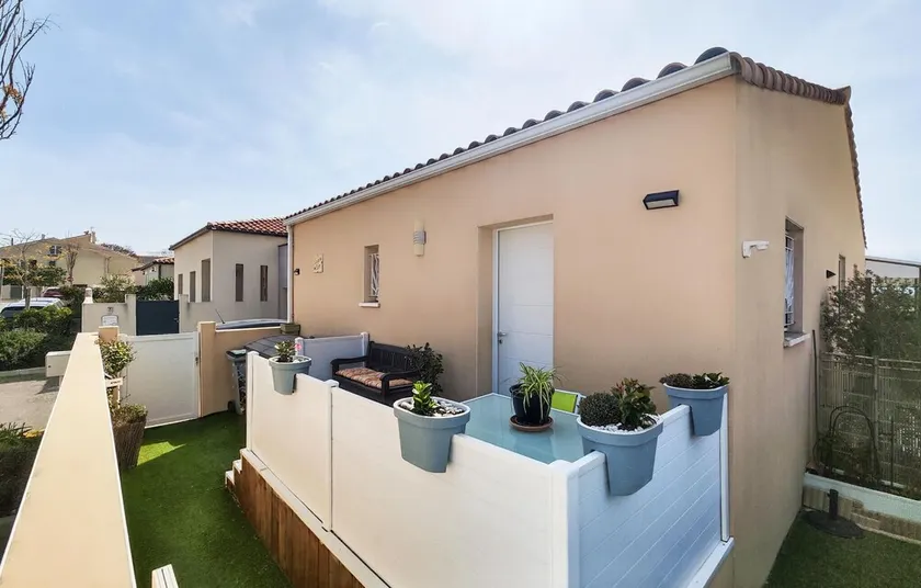 1 Bedroom Gorgeous Home In Capestang - Image 1