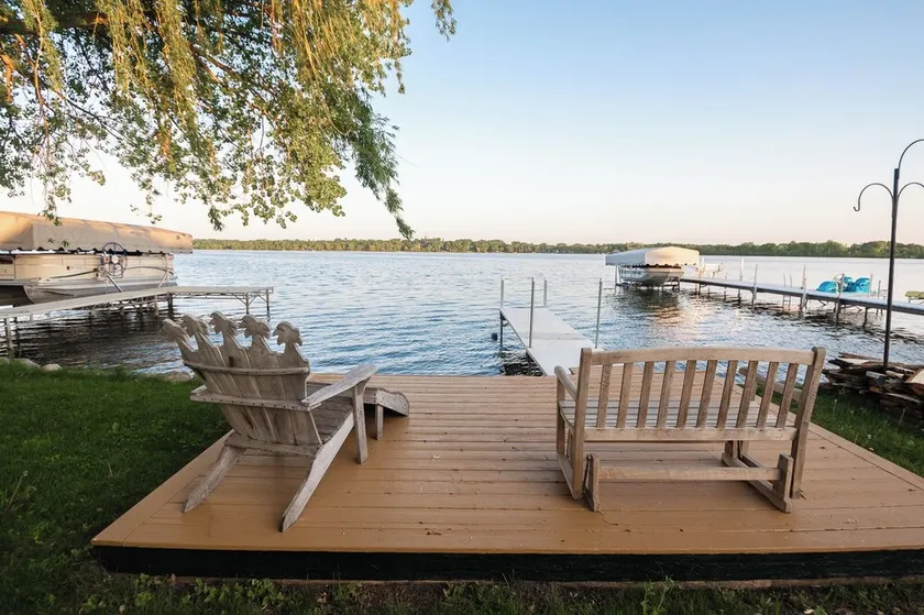 Water's Edge Retreat - Image 1