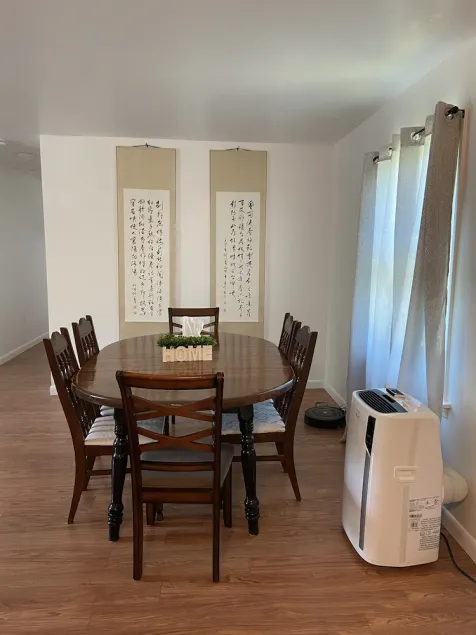 spacious clean vacation unit near Bangor and on your way to Acadia National Park - Image 1