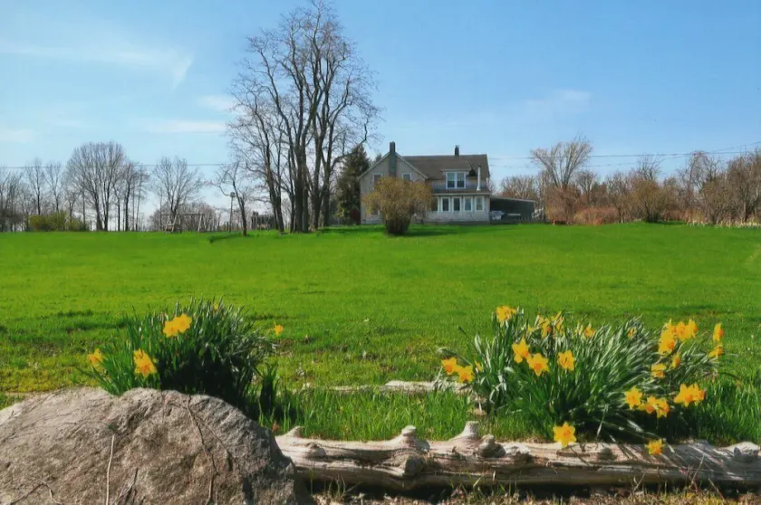 Waterfront 5 Quarto Grindstone Island Farmhouse - Image 1