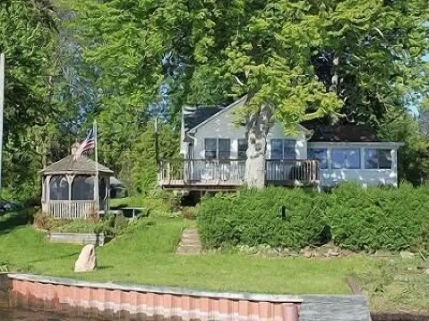 Welcome to the Bayside Beauty! - Image 1