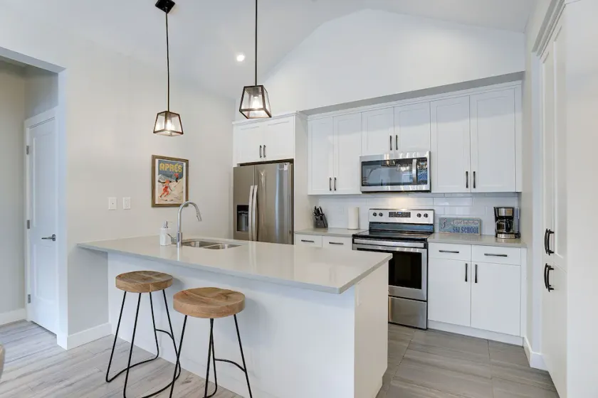 Helt ny 2Bd 2Bth, Ski / Ski Out Condo! - Image 1