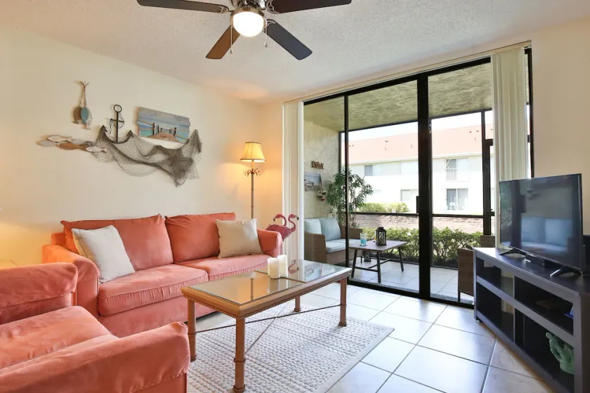 A Shore Thing! Only 15 Min from AMI Beaches, Close to Everything, Free Wi-Fi - Image 1