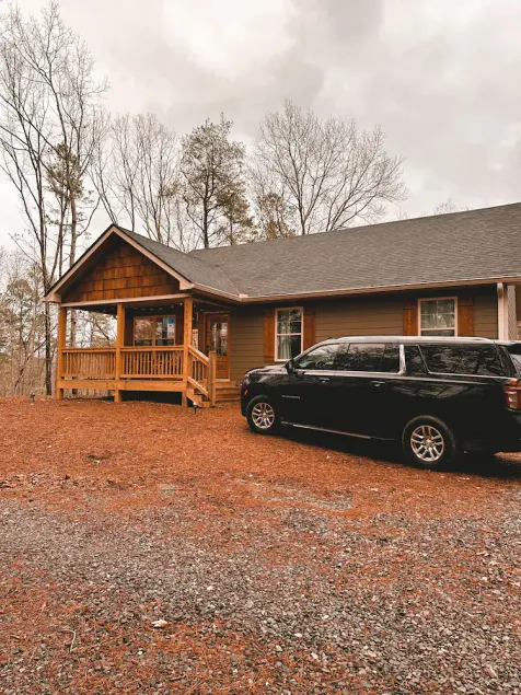 Peaceful & Serene Cabin in the North Georgia Mountains! - Image 1