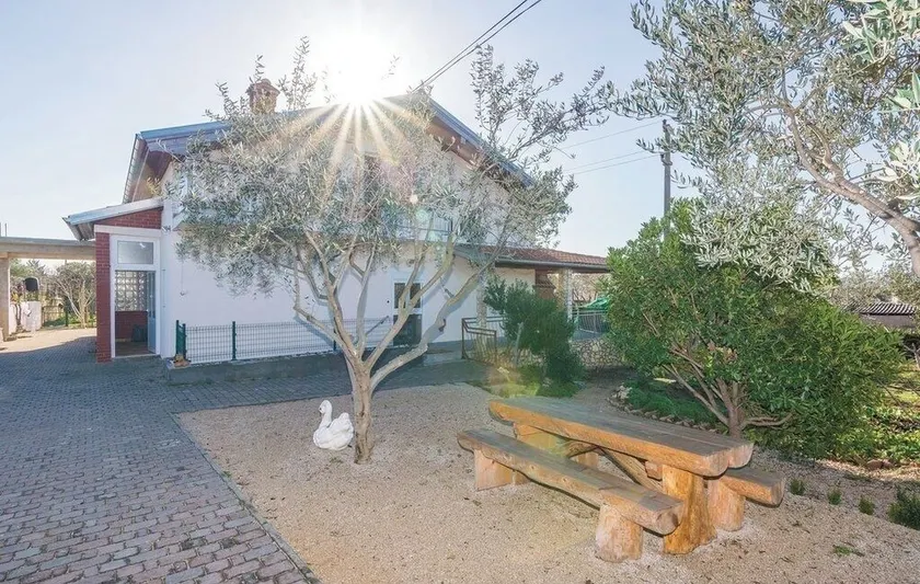 Large Rental House. Adriatic Seaside - Image 1