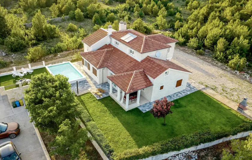 Gorgeous Home In Dubrava Kod Sibenika With Sauna - Image 1