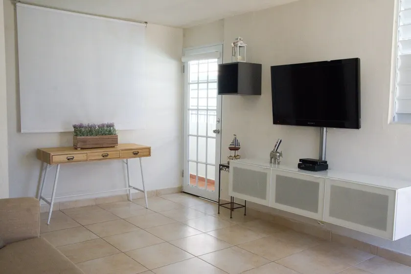COMFORT /FANTASTIC,NEW COZY APART, 2 BEDROOM,NEAR AIRPORT - Image 1