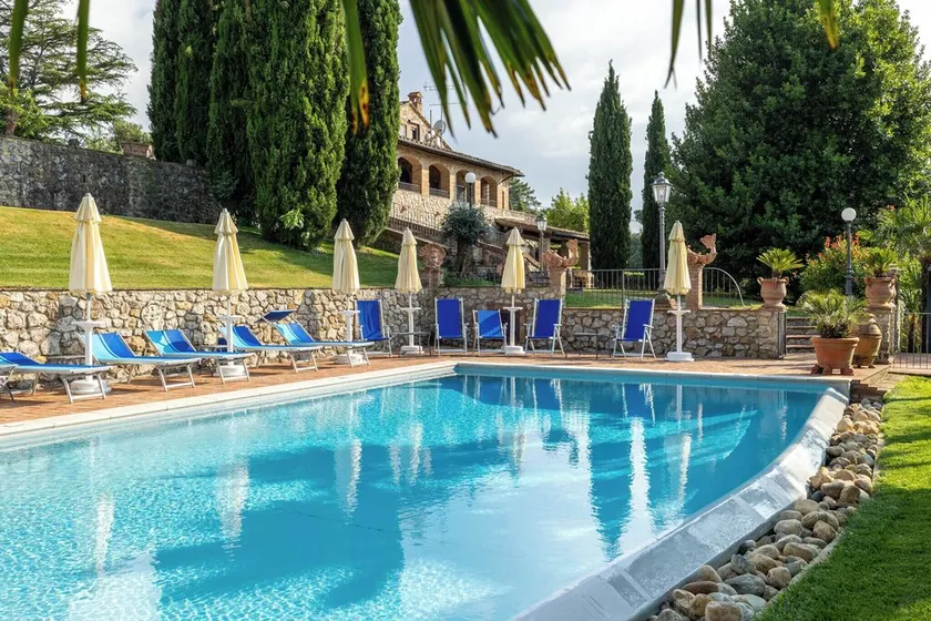 Villa Osservatorio for up to 11 with private pool, 15mins to San Gimignano - Image 1
