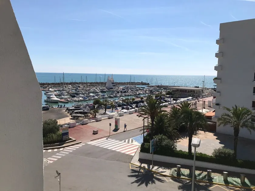 With WLAN, right on the beach with a view of the harbour - Image 1
