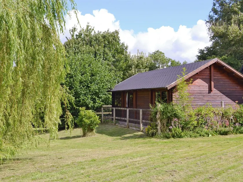 2 chambres à coucher à Scarning, near Dereham - Image 1