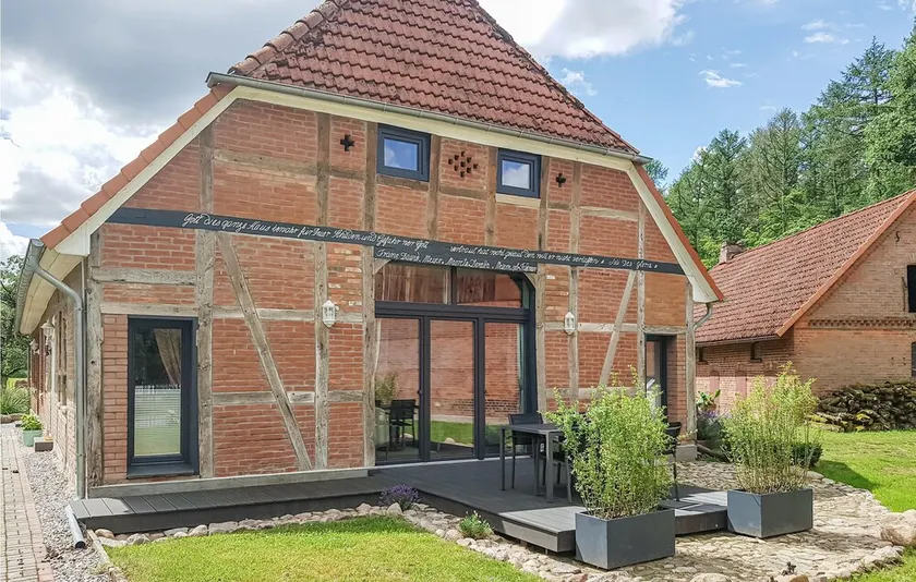 Beautiful home in Wendisch Evern with sauna - Image 1
