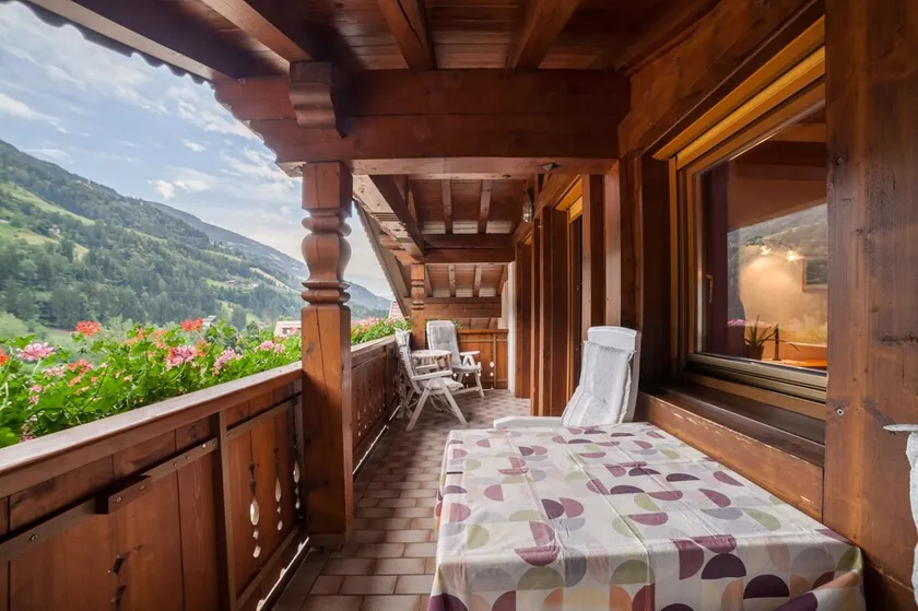 Ferienwohnung 'Sonnenparadies 4' mit Bergblick, WLAN & Garten - Image 1