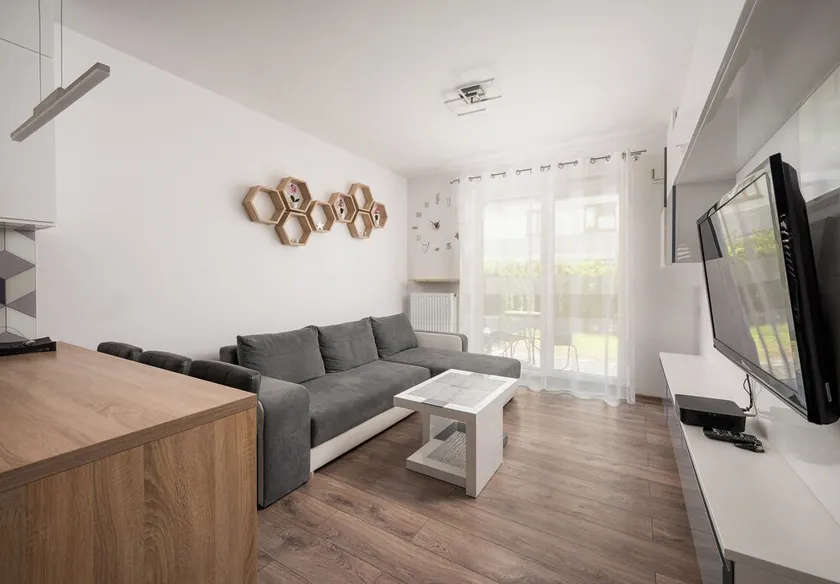 Metro Bemowo Apartment with Garden by BookingHost - Image 1