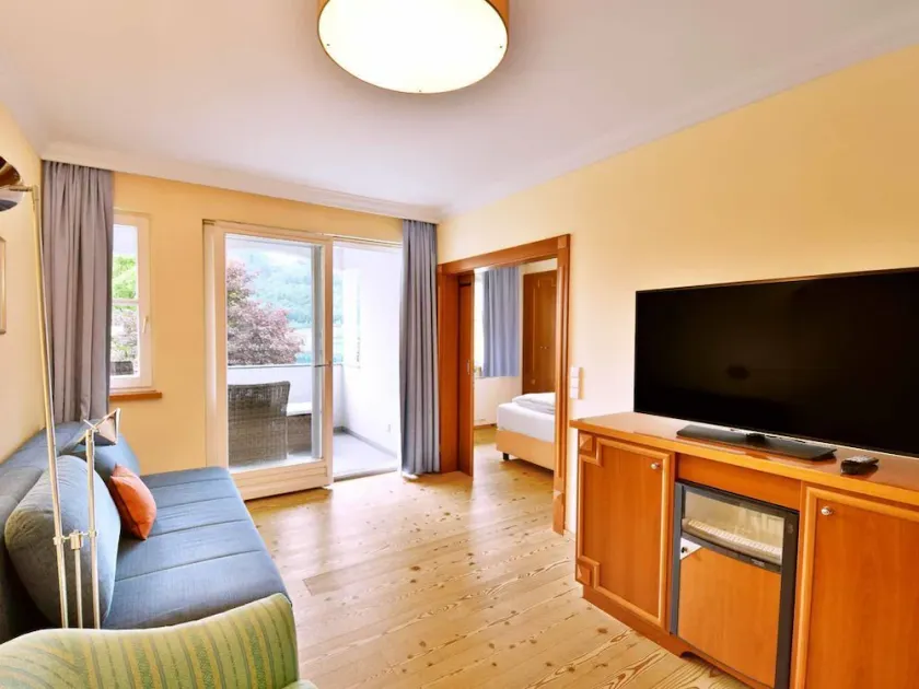 Juniorsuite 'Aida' HP - Amerika-Holzer Hotel Resort - Image 1