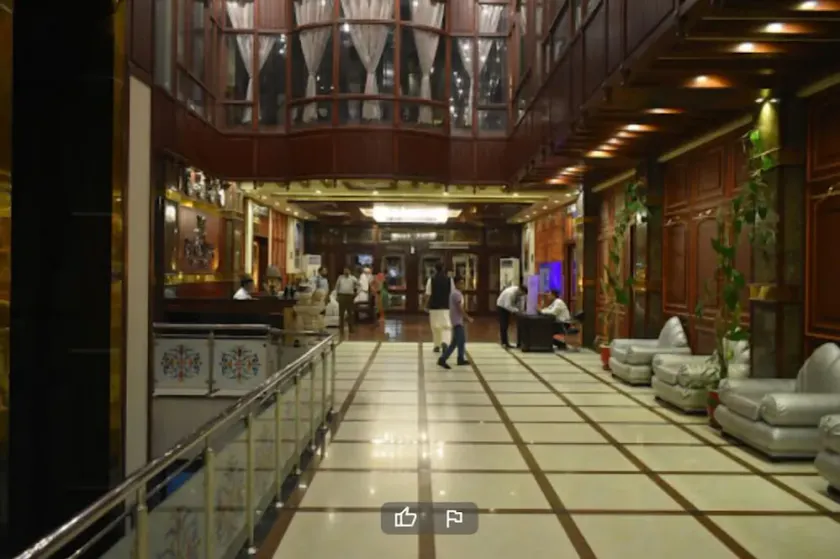 Faletti's Grand Hotel Gujranwala - Image 1