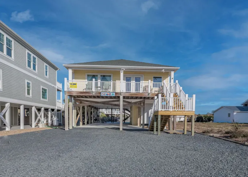 Hobbs Realty - “NormalSEA” | Charming Home w/ Heatable-Chillable Pool & Elevator - Image 1
