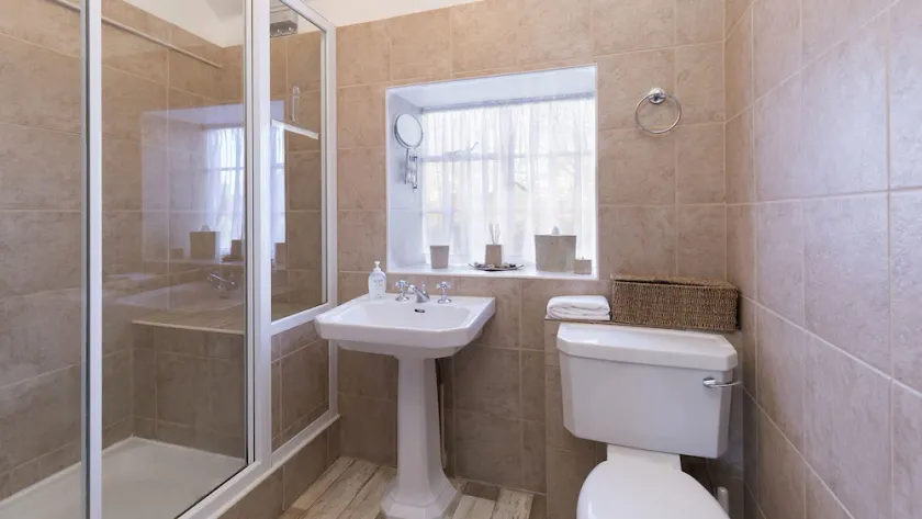 Box Cottage, 4 sovepladser, centrum af Broadway - Image 1