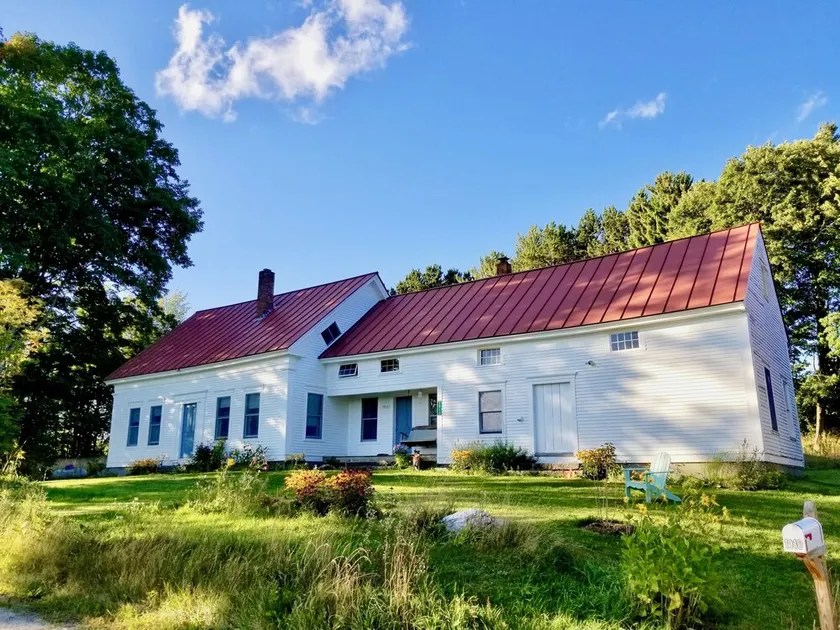 19th-century farmhouse with views, near trails, lakes, skiing and so much more! - Image 1
