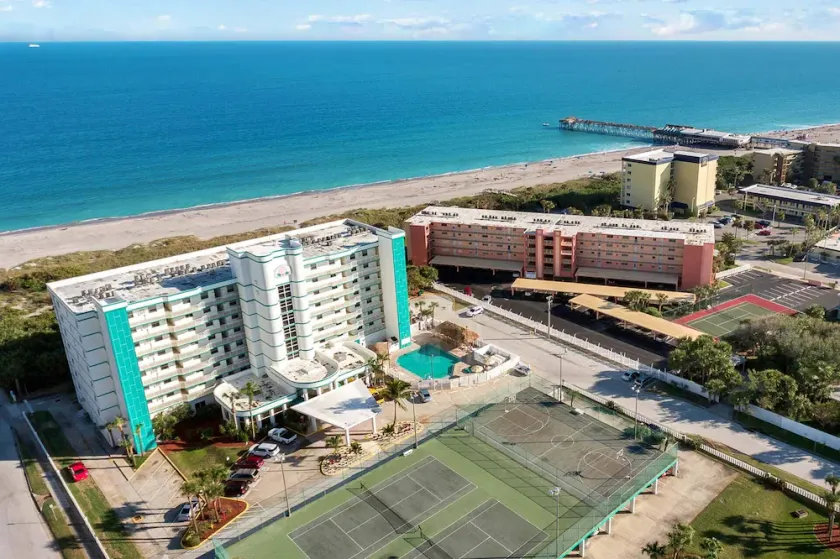 Condo-Resort mit 2 Schlafzimmern und exzellenter Lage direkt am Pier! - Image 1