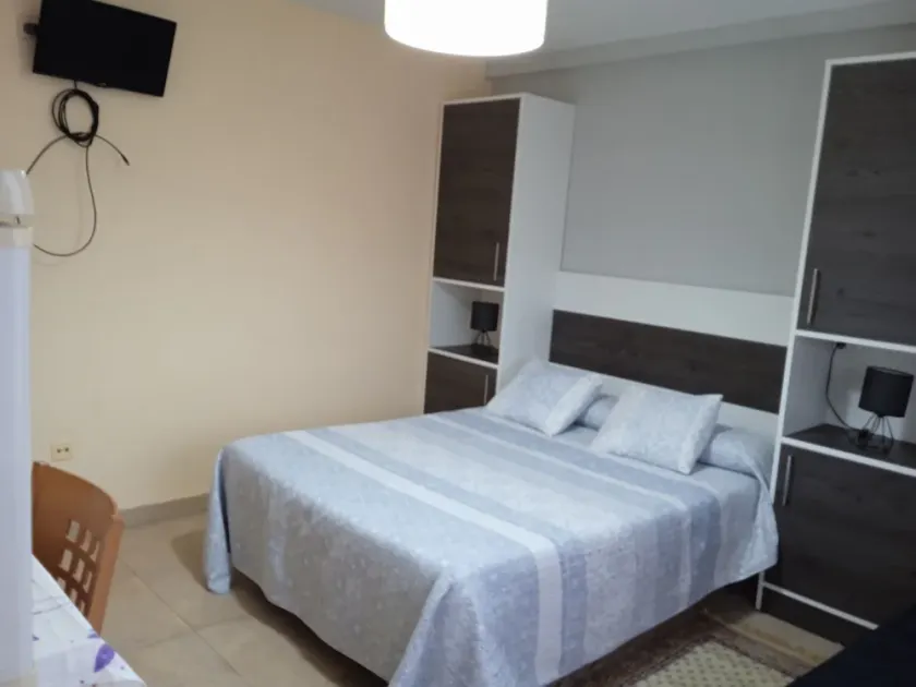Bueu: Studio - 1   Raum - 2/3   Personen - Image 1