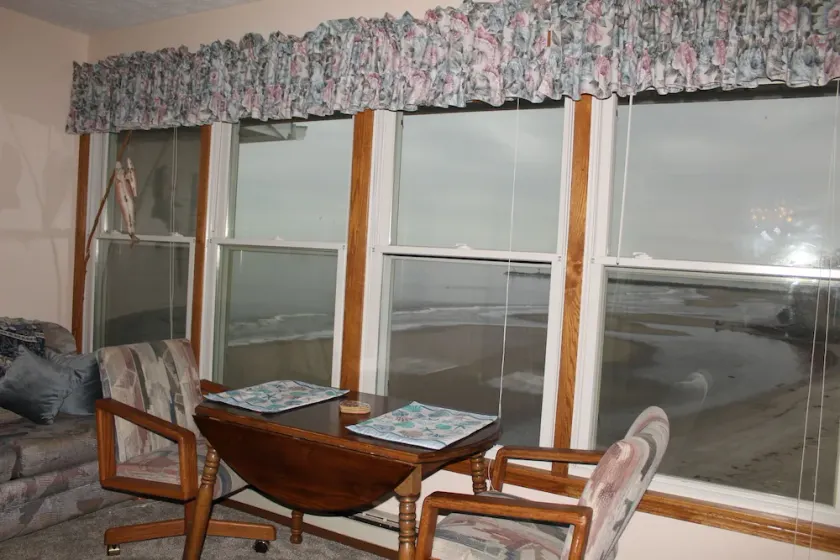 ** NOUVELLE LISTE ** 222-E Waterfront: 1 BR pour 4 personnes - Image 1